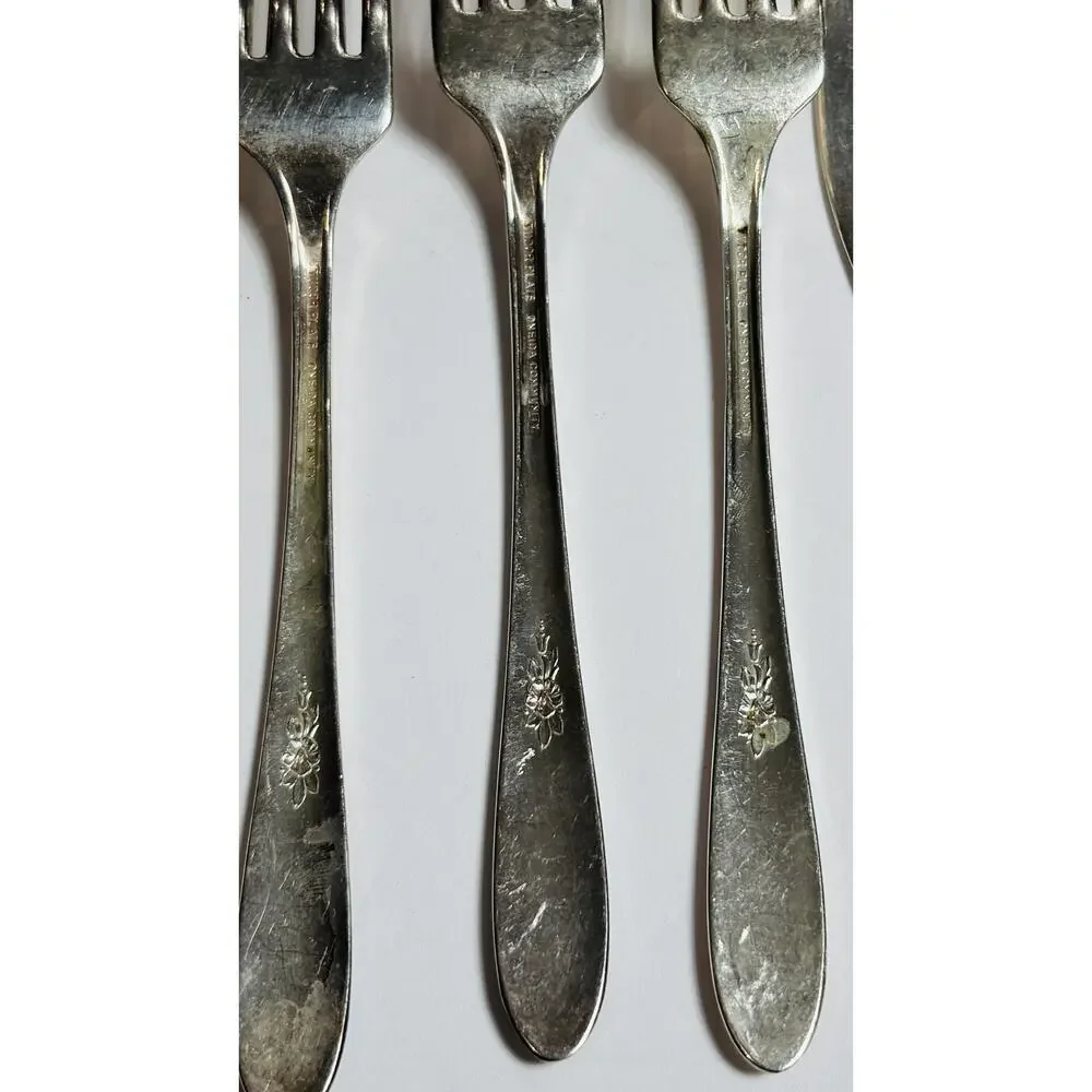 Vintage Oneida Tudor Fantasy 1941 Silverplate Flatware Set 48 Pcs Art Deco